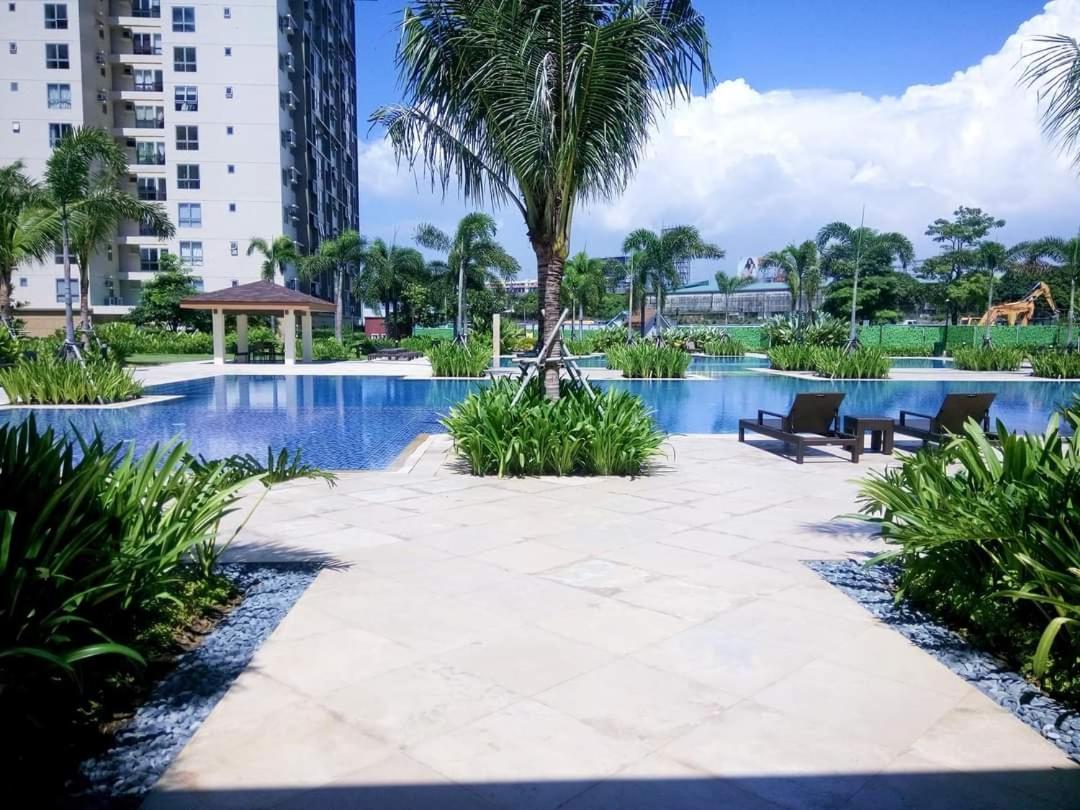 Chelsea Tower 1 Aparthotel Muntinlupa City Ngoại thất bức ảnh